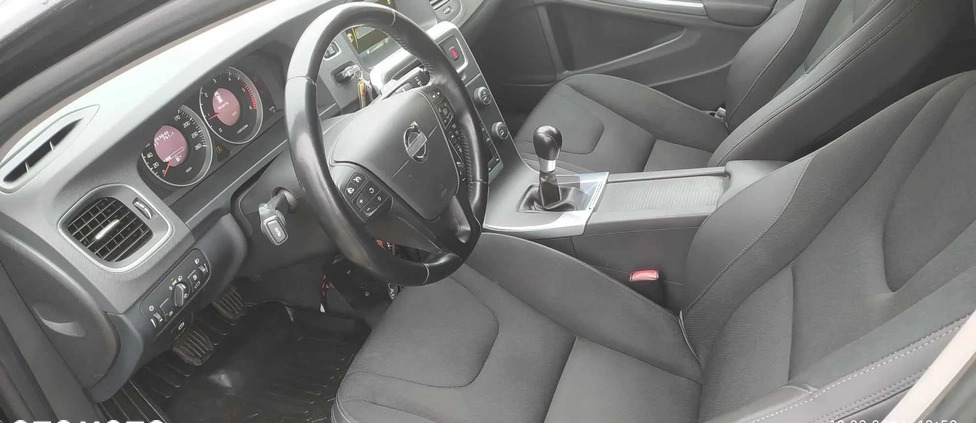 Volvo V60 cena 29500 przebieg: 269000, rok produkcji 2012 z Siedlce małe 121